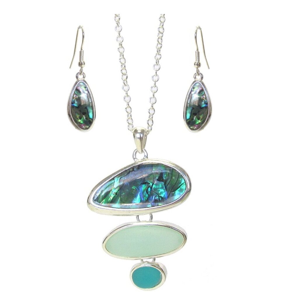 NWT - Sea glass and abalone pendant necklace set